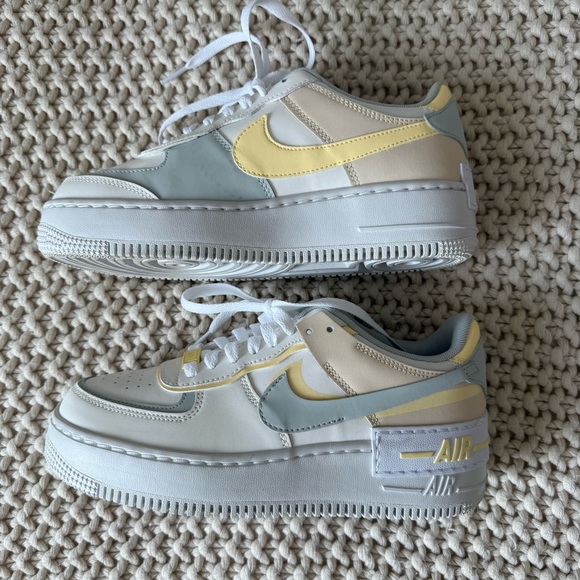 Nike Shoes - Nike Air Force 1 Shadow